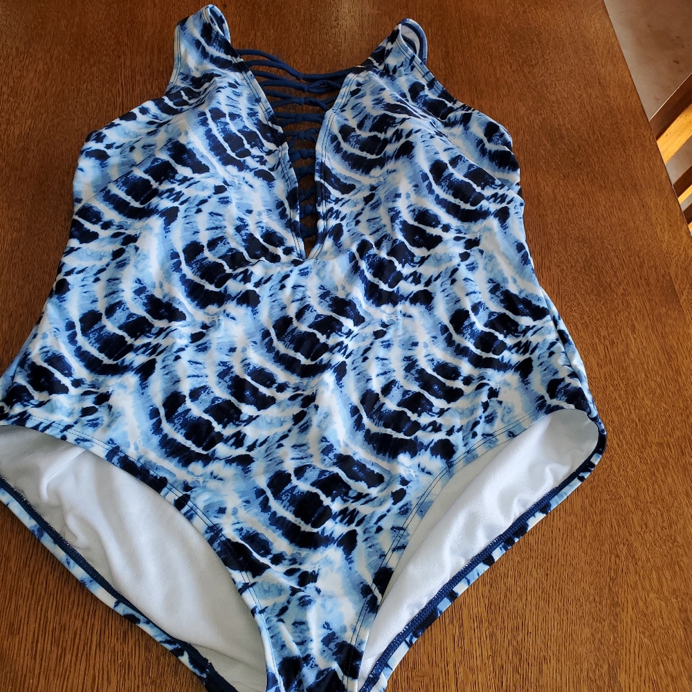 Swimsuit 14-16